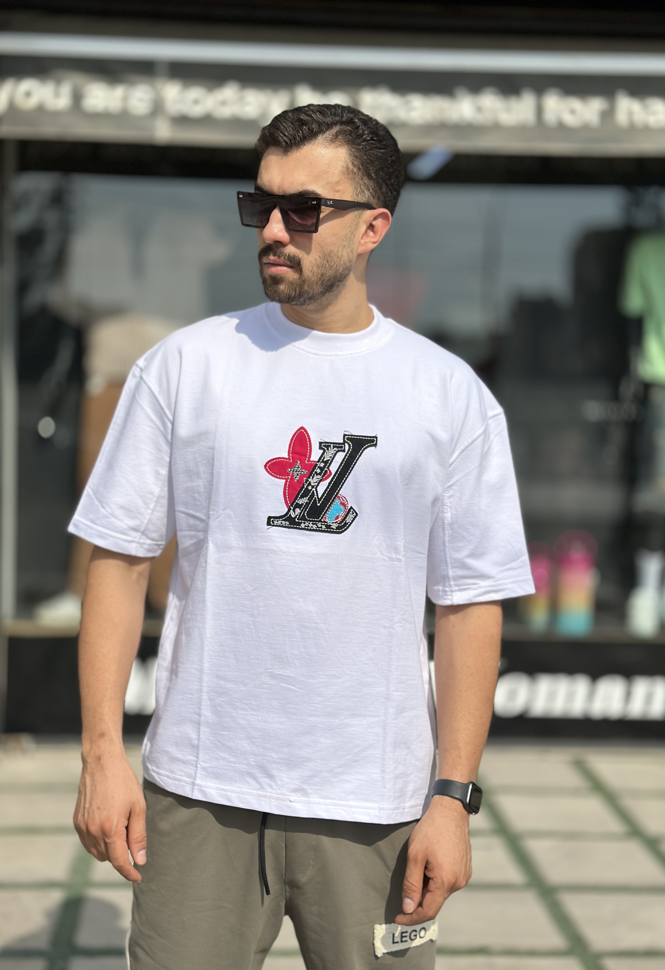 تیشرت Lv